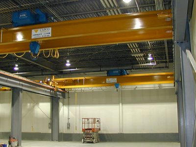 Free standing 50 ton runway system with two 25 ton side by side cranes